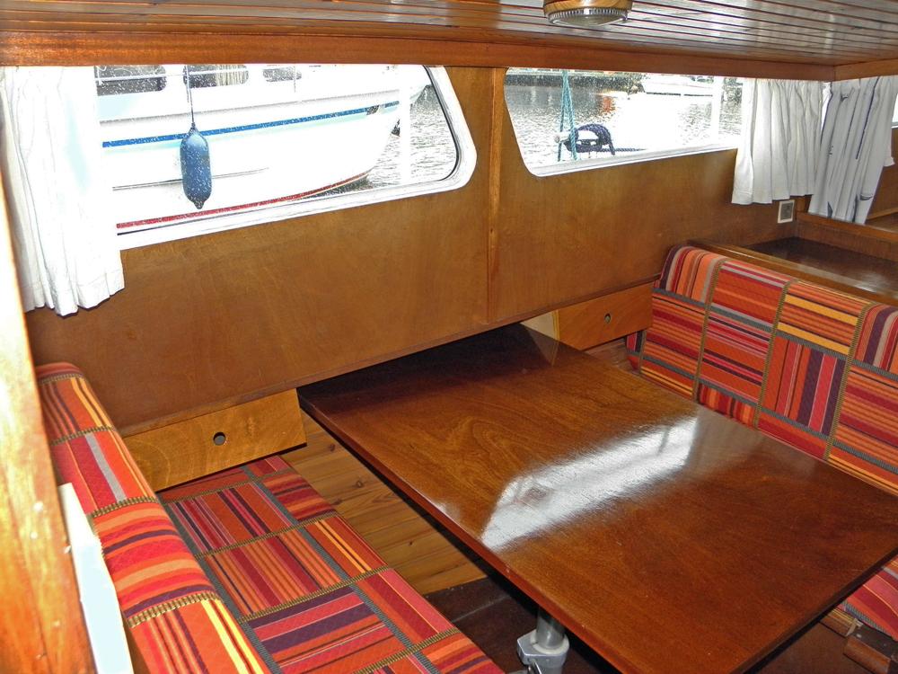 Fore ship, Accommodation